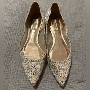 Badgley Mischka Women's Gigi Pointed Toe Flat Evening Shoe